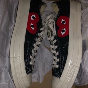 Comme Des Garçon Black Converses